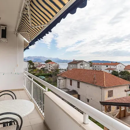 شقة Lovely In Kastel Stafilic *